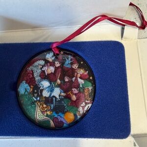 Colorful 1989 Bing and Grondahl Porcelain Round Christmas Ornament